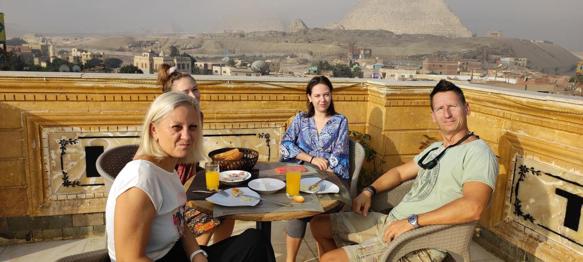 Pyramids Kingdom - Guest House Kafrat al Jabal Ngoại thất bức ảnh